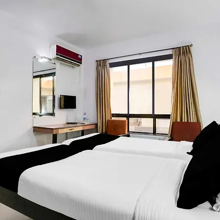 Townhouse Oak Margao Madgaon Railway Station Hotel